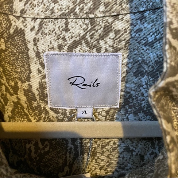 NEW Rails Tennessee Sand Snakeskin Funnel Neck Linen Blend Jacket - Picture 13 of 15